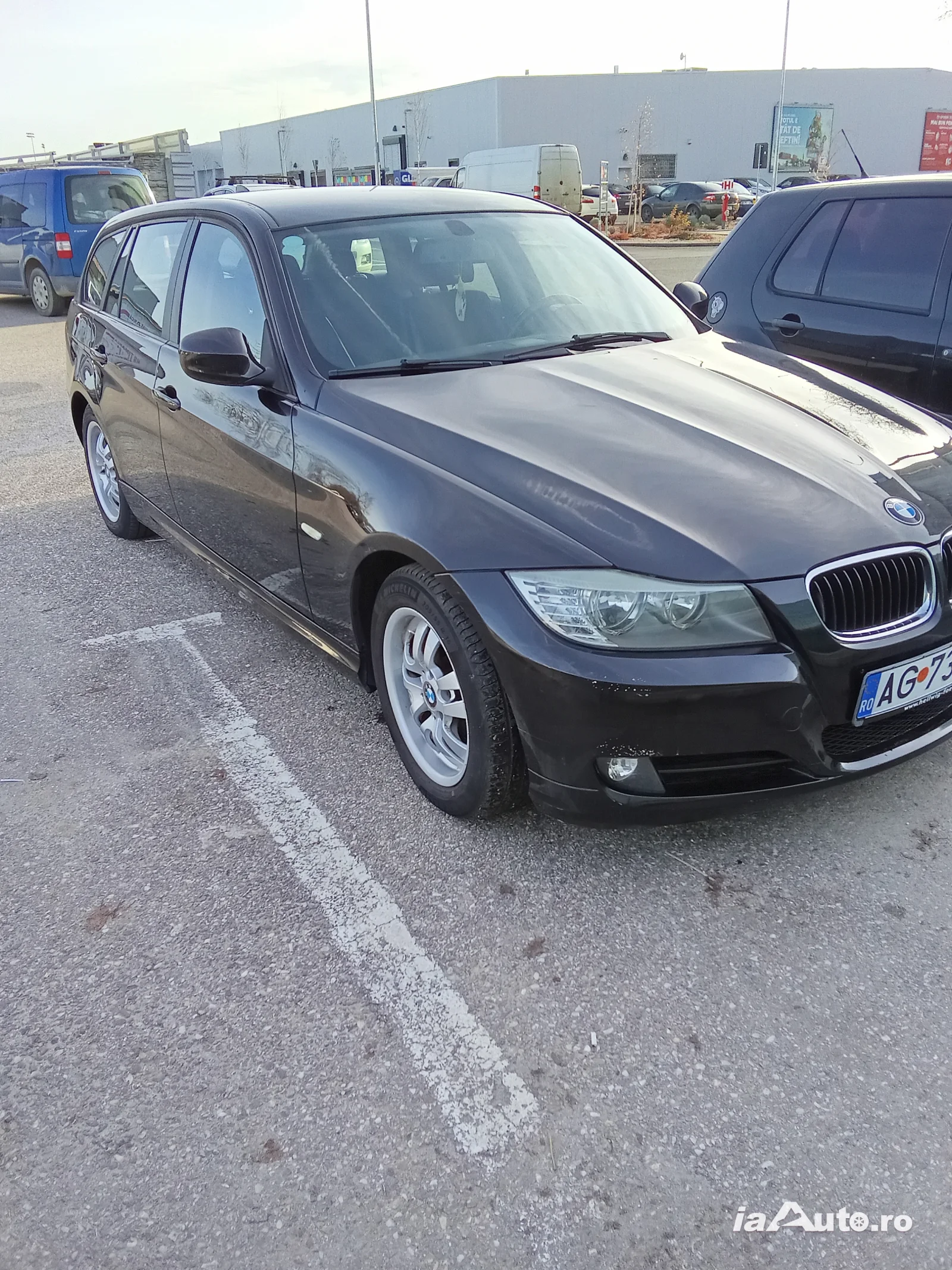 bmw318d, 2010 manual de vanzare in Pitești, Argeș - poza 2