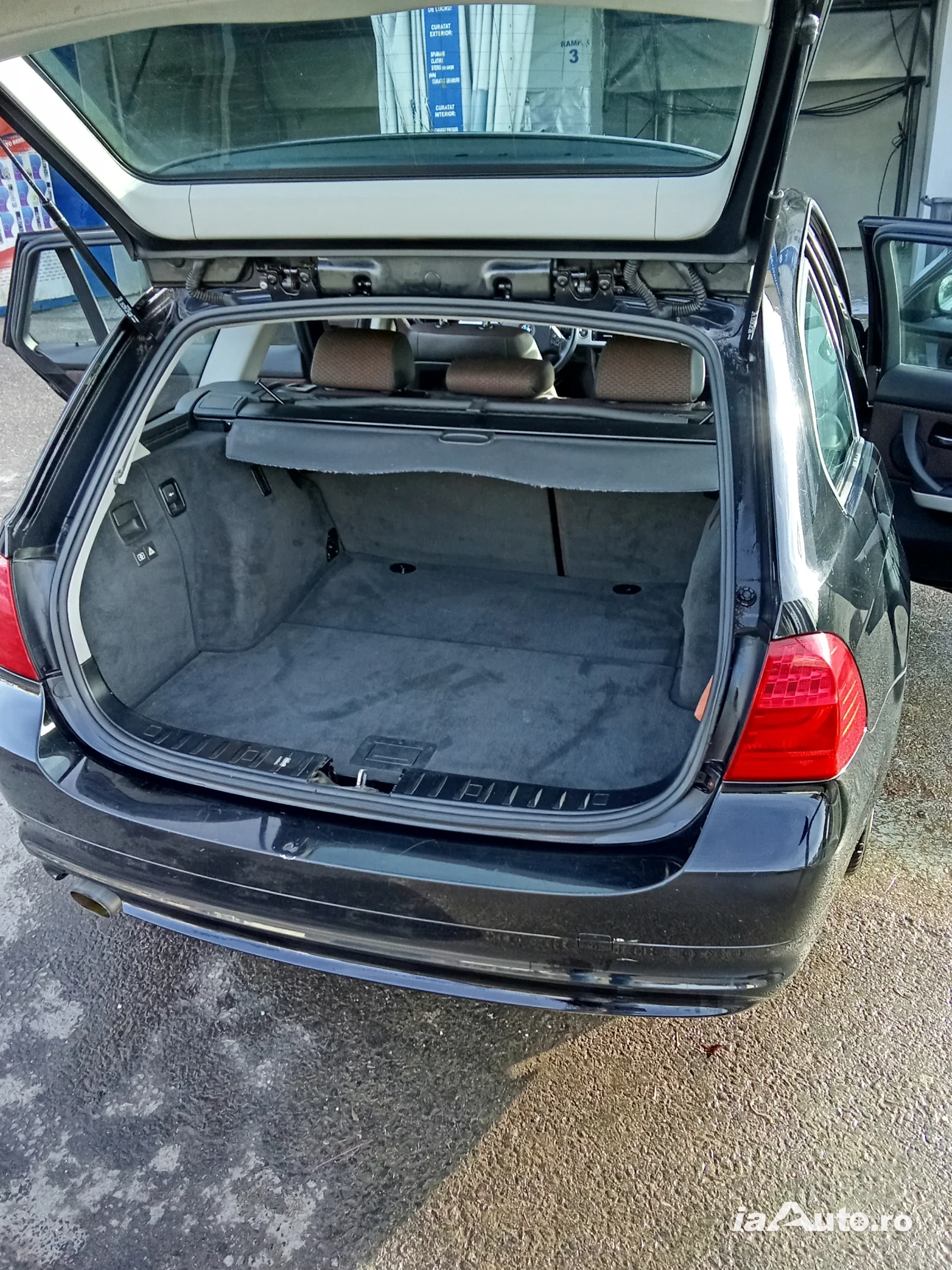 bmw318d, 2010 manual de vanzare in Pitești, Argeș - poza 6