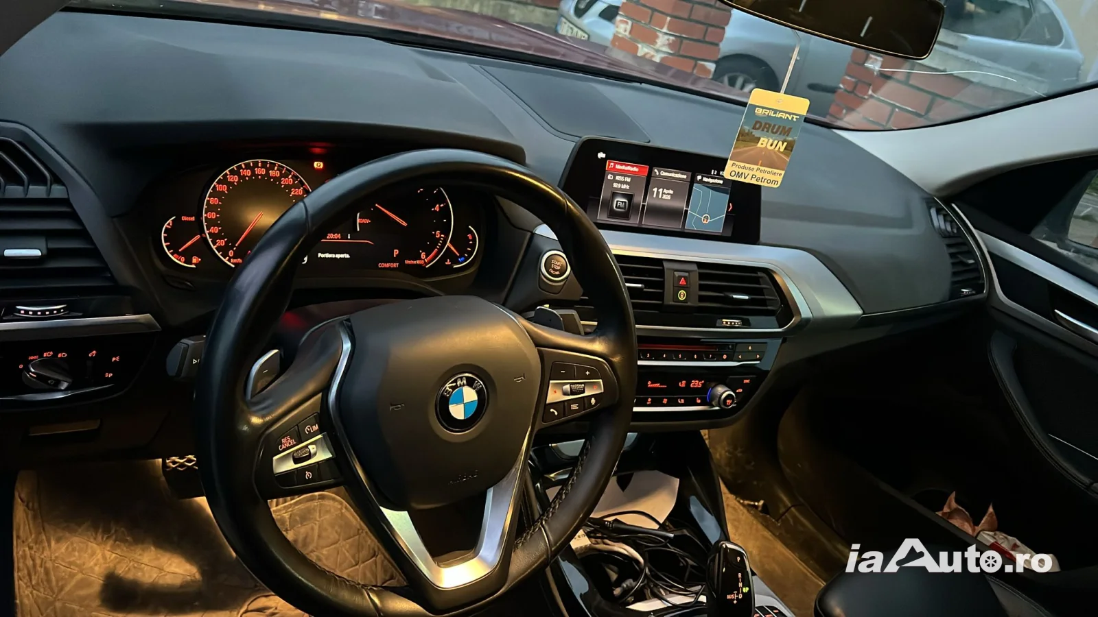 Vând BMW x4 2020 mild hibrid diesel 48 500 km model deosebit de vanzare in Piatra Neamț, Neamț - poza 2