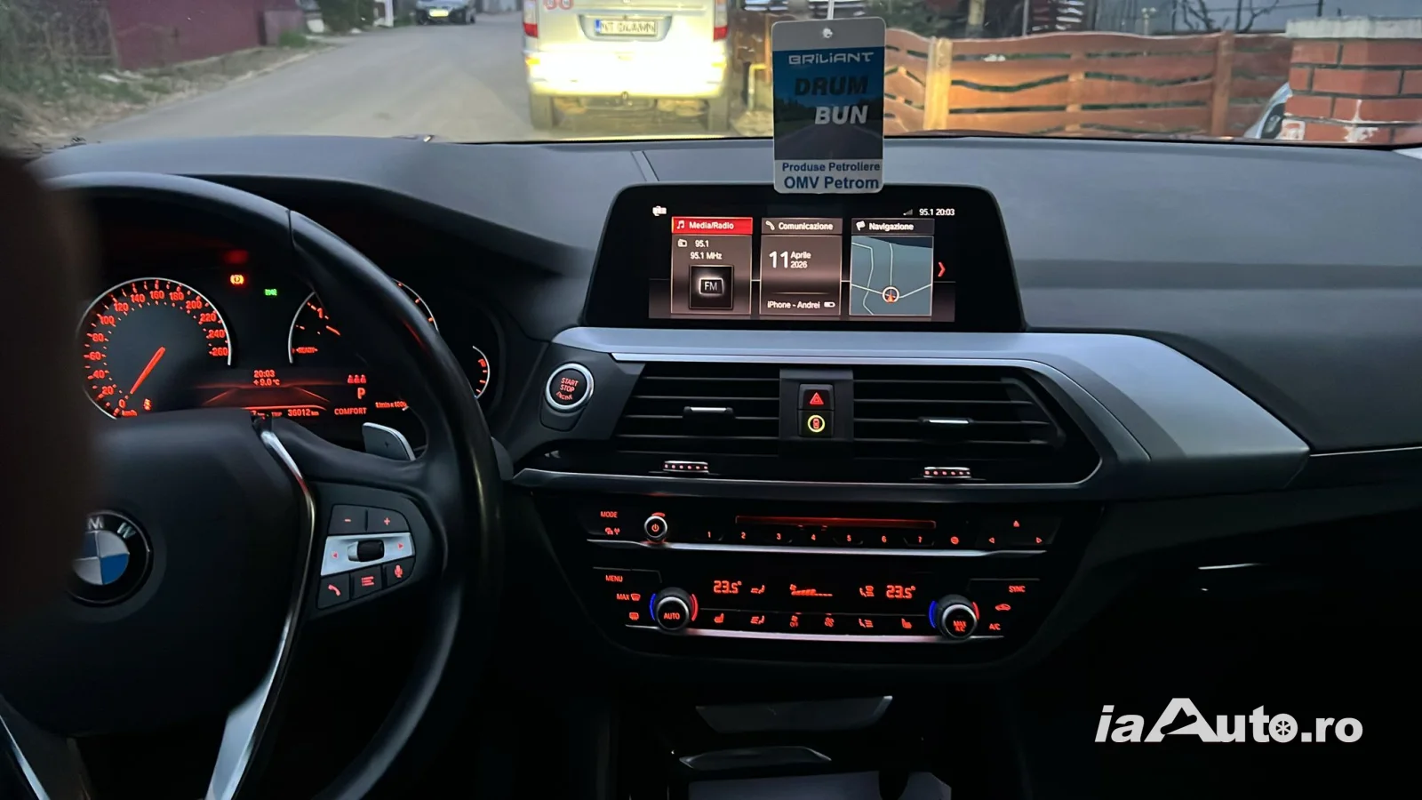 Vând BMW x4 2020 mild hibrid diesel 48 500 km model deosebit de vanzare in Piatra Neamț, Neamț - poza 3