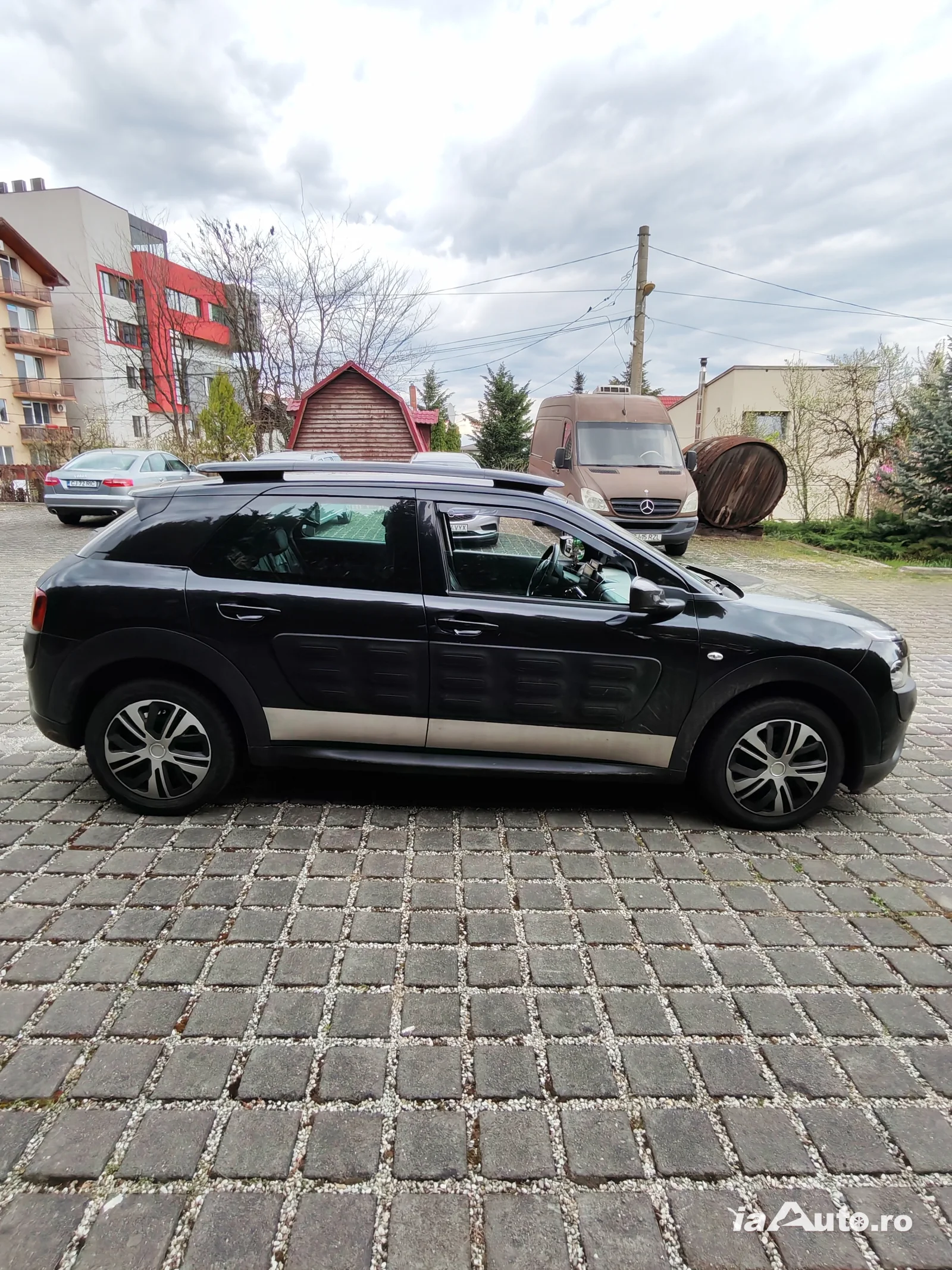 Citroen C4 Cactus vând sau schimb cu Duster 2017-2018 plus eu diferența. de vanzare in Cluj-Napoca, Cluj - poza 5