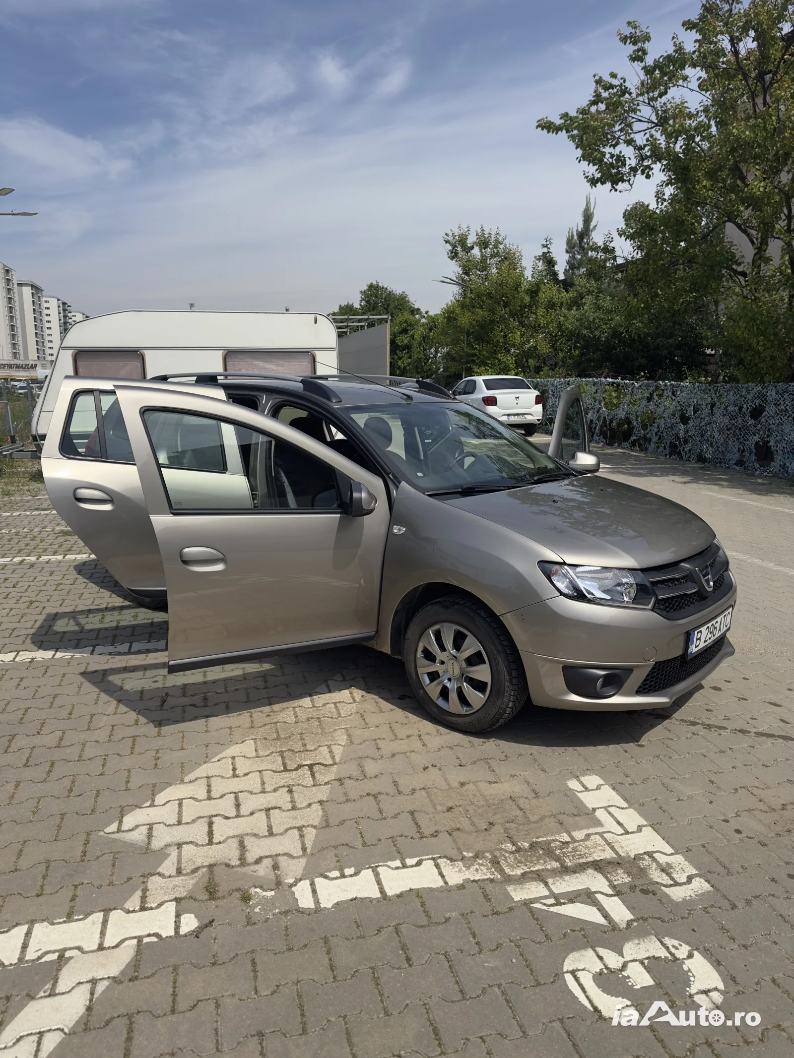 Dacia Logan MCV II Laureate 2014 0.9 TCe de vanzare in Sector 6, București - poza 1
