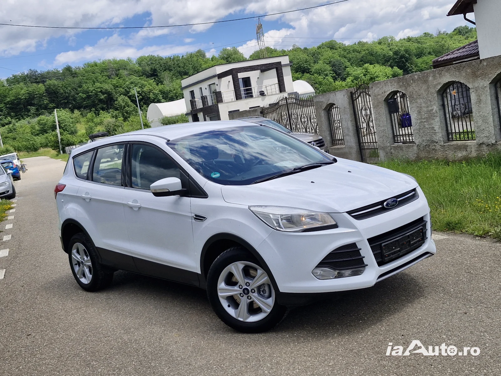 Ford Kuga / 2014 / 2.0 Diesel 140cp / Euro 5 / Clima / Pilot / Carlig /Recent adusă / Unic de vanzare in Câmpina, Prahova - poza 1