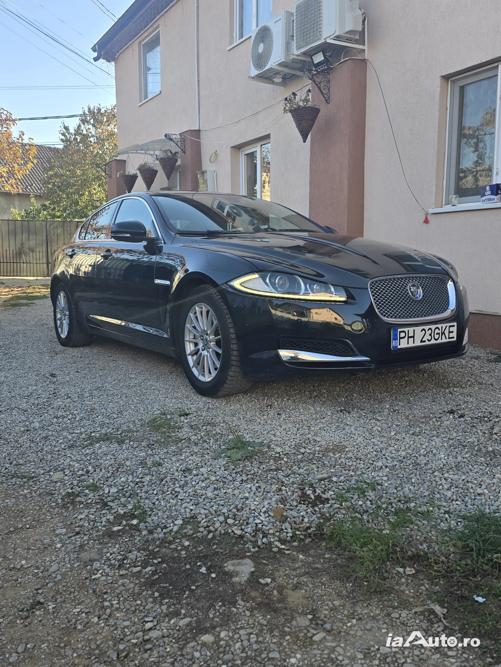 Jaguar XF Jaguar XF 2.2 Diesel de vanzare in Ploiești, Prahova - poza 3