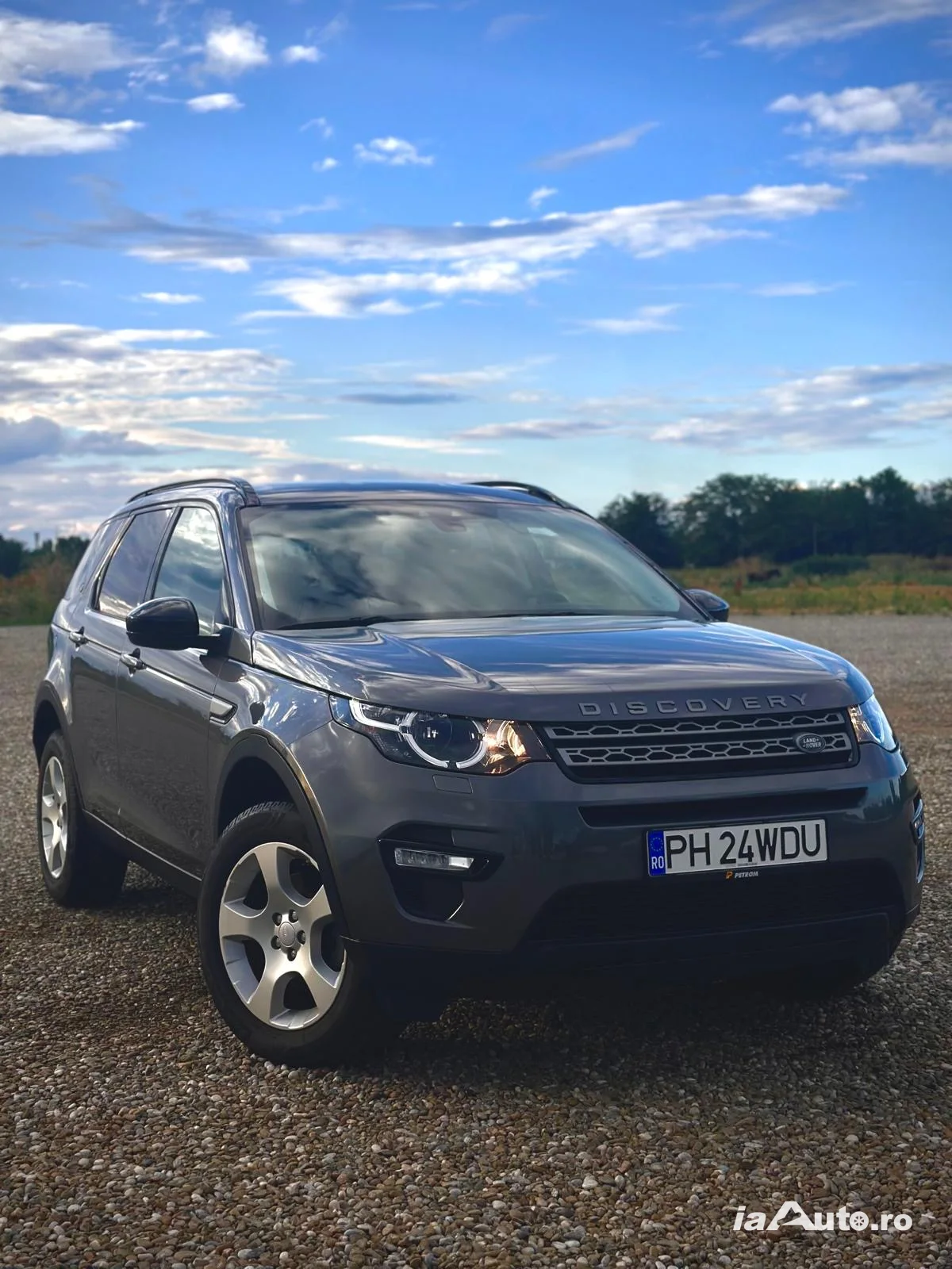 Land Rover Discovery Sport 2.0 Diesel 150 CP | 2018 | 178.000 km | 2 chei de vanzare in Ploiești, Prahova - poza 1