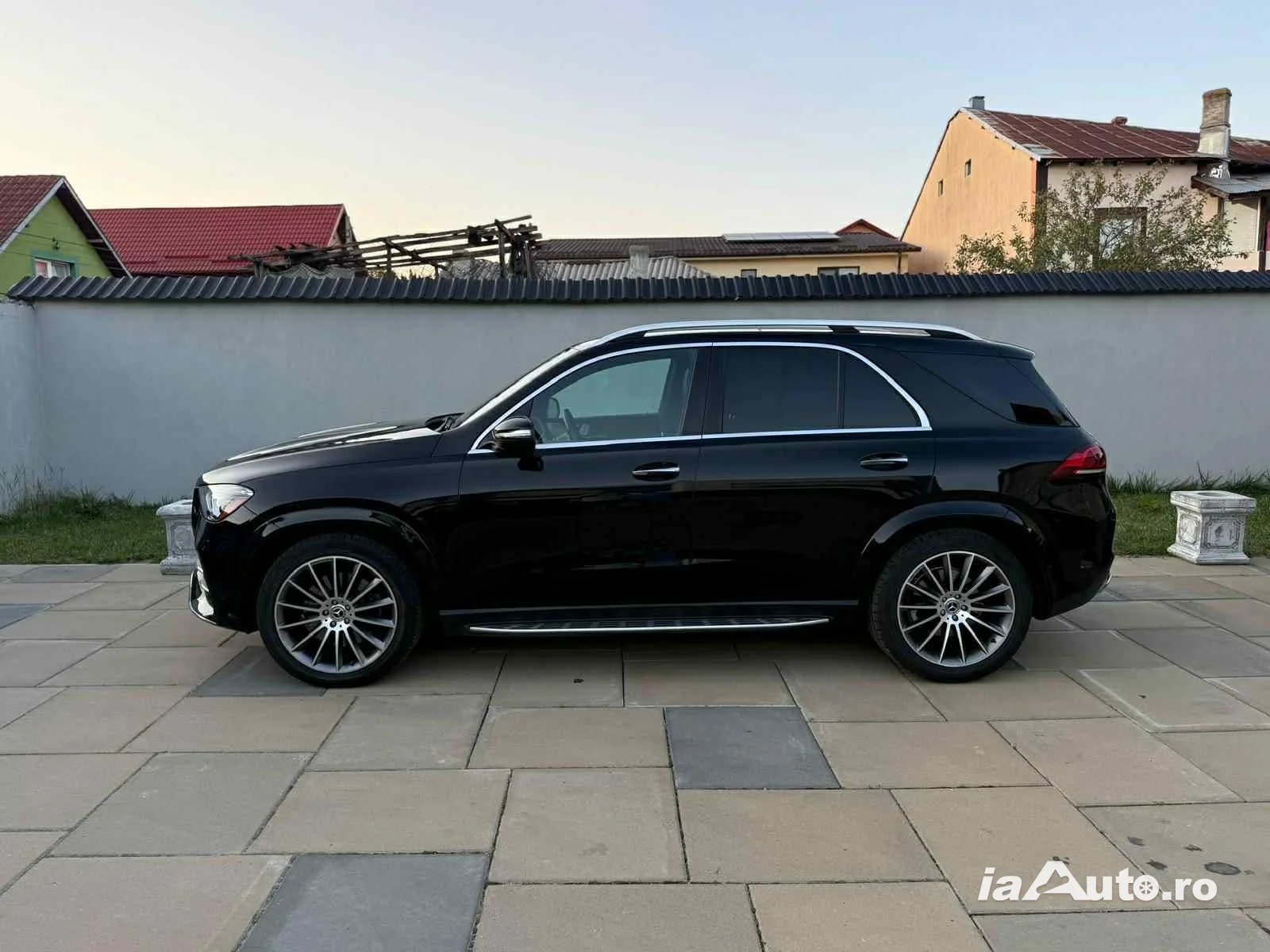 MERCEDES-BENZ GLE 350 -Pack AMG de vanzare in Sector 1, București - poza 2