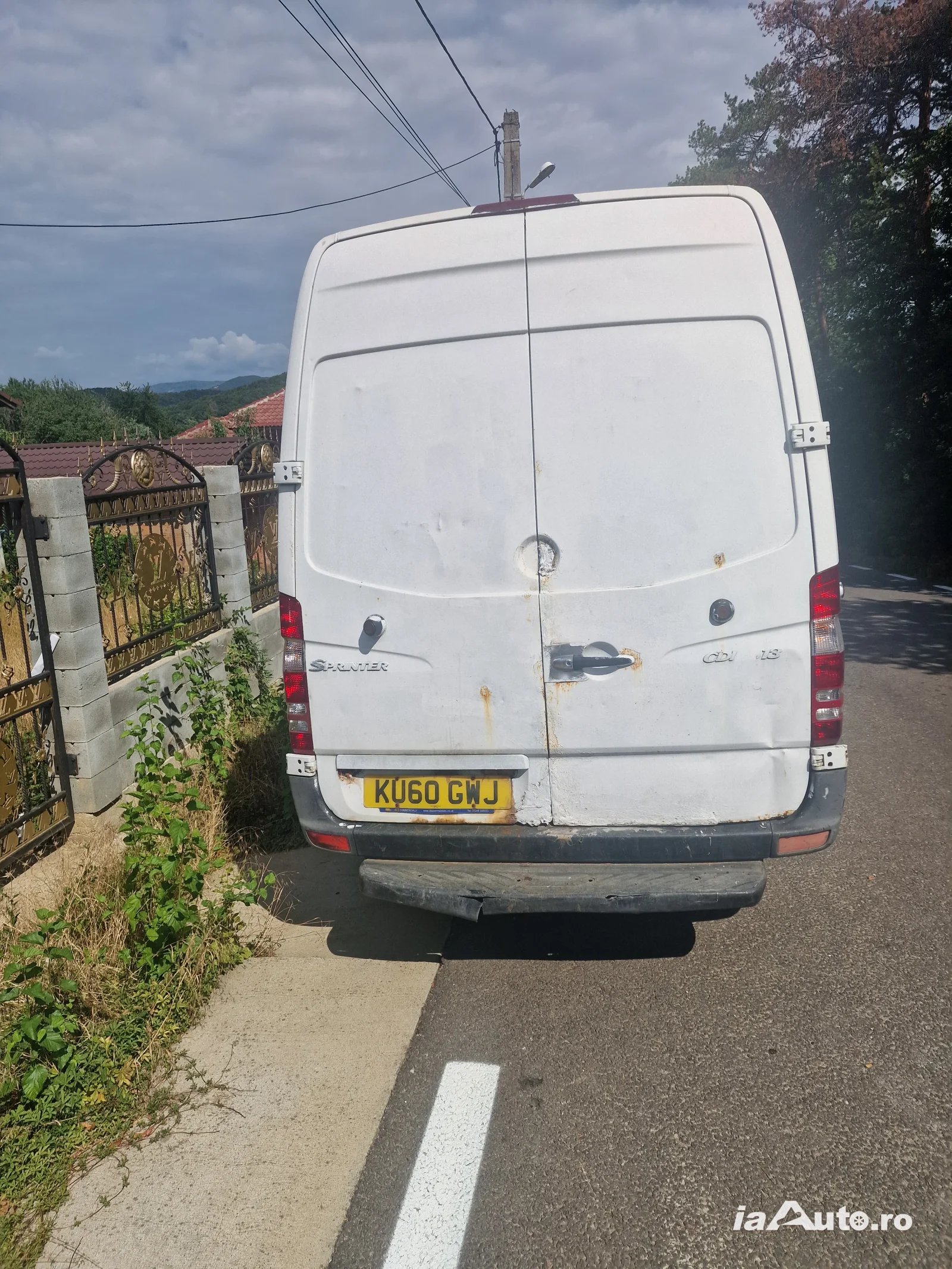 Vind sprinter masina este in stare buna de vanzare in Baia de Aramă, Mehedinți - poza 2