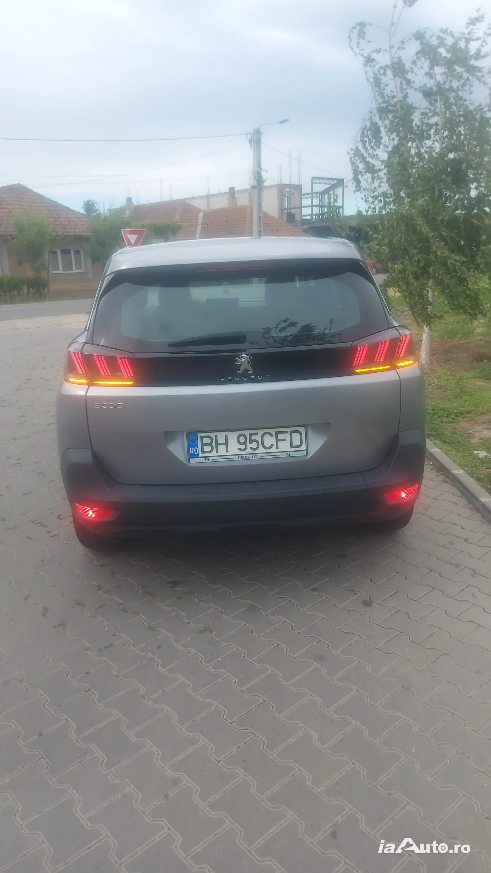 Vand 5008 de vanzare in Marghita, Bihor - poza 2