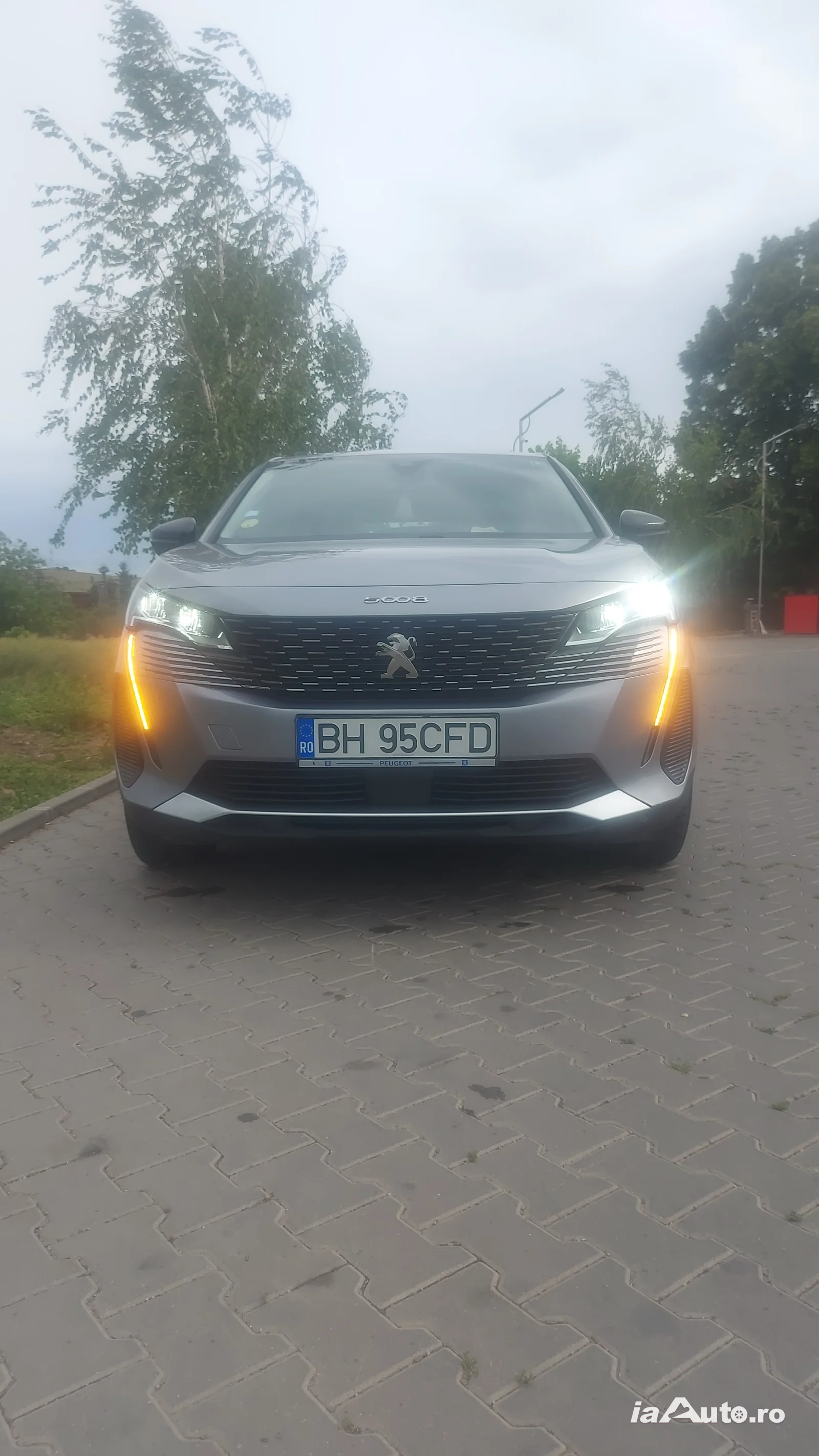 Vand 5008 de vanzare in Marghita, Bihor - poza 3