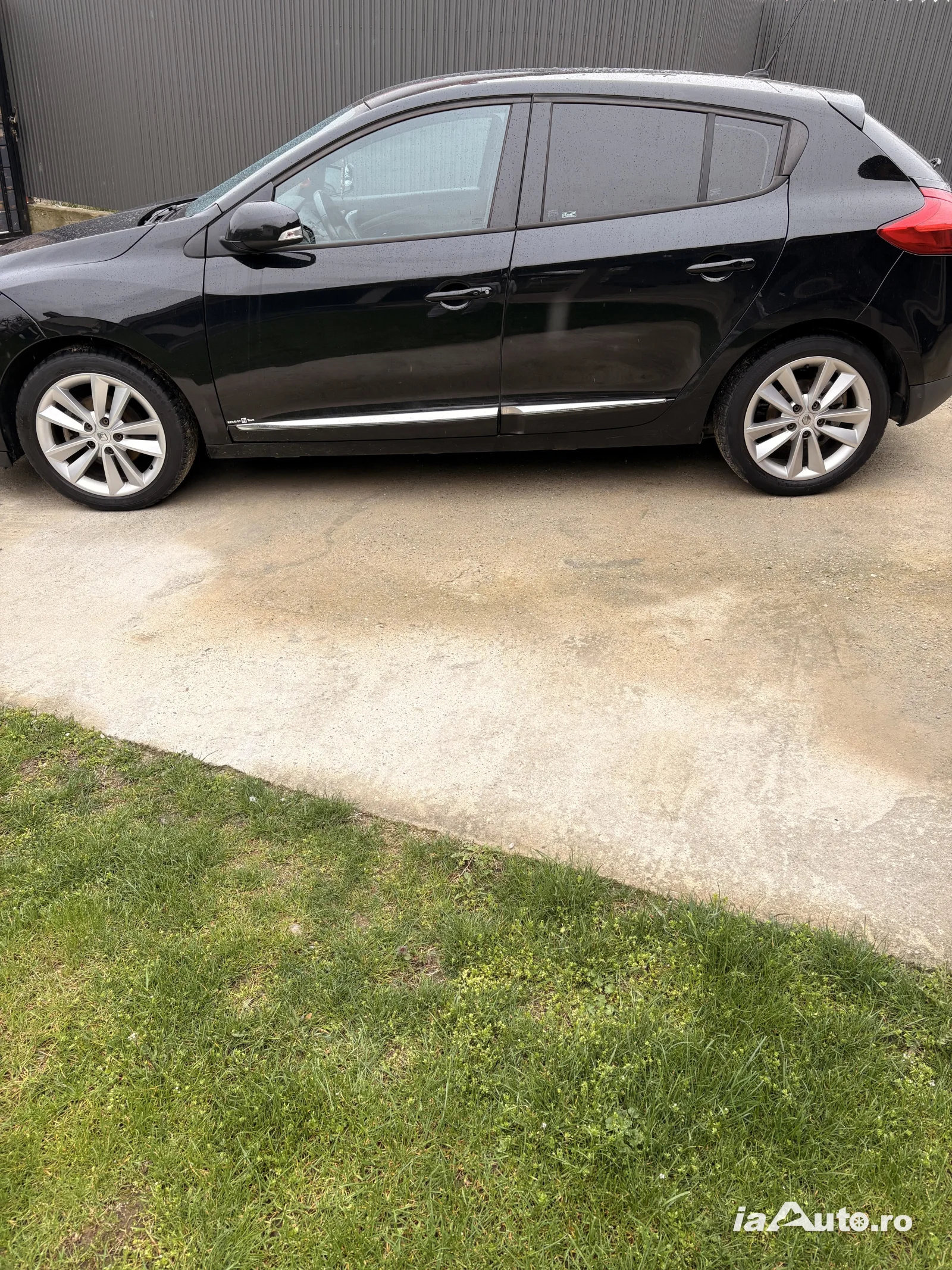MEGAN 3 AN2013 1,5 DCI 110cpEuro 5 de vanzare in Scornicești, Olt - poza 3