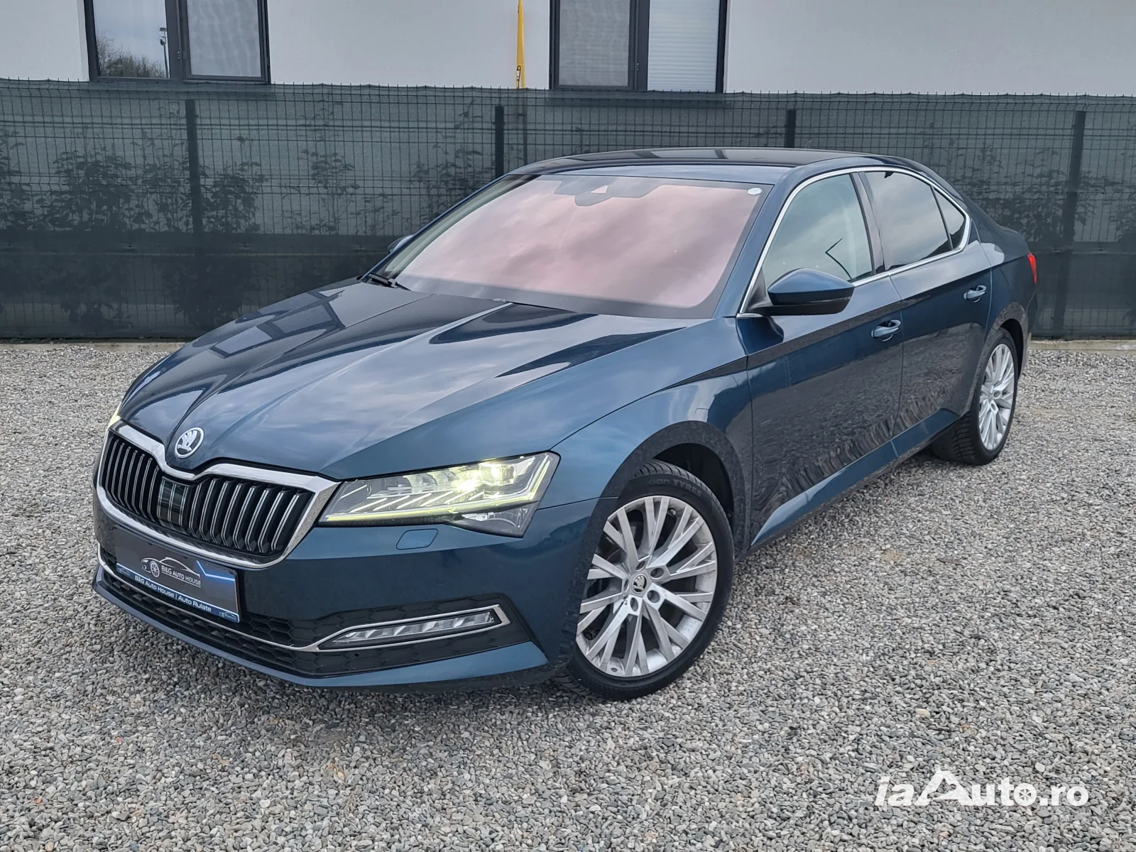 Skoda Superb 2.0 TDI 4x4 DSG Style, 162.000 km, TVA deductibil, GARANȚIE! de vanzare in Pitești, Argeș - poza 1