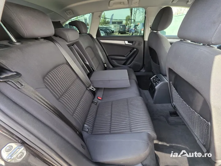 Audi A4 Limuzina 2.0 TDI DPF multitronic Ambiente de vanzare in Ploiești, Prahova - poza 7