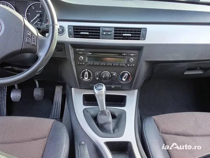 bmw318d, 2010 manual de vanzare in Pitești, Argeș - poza 5