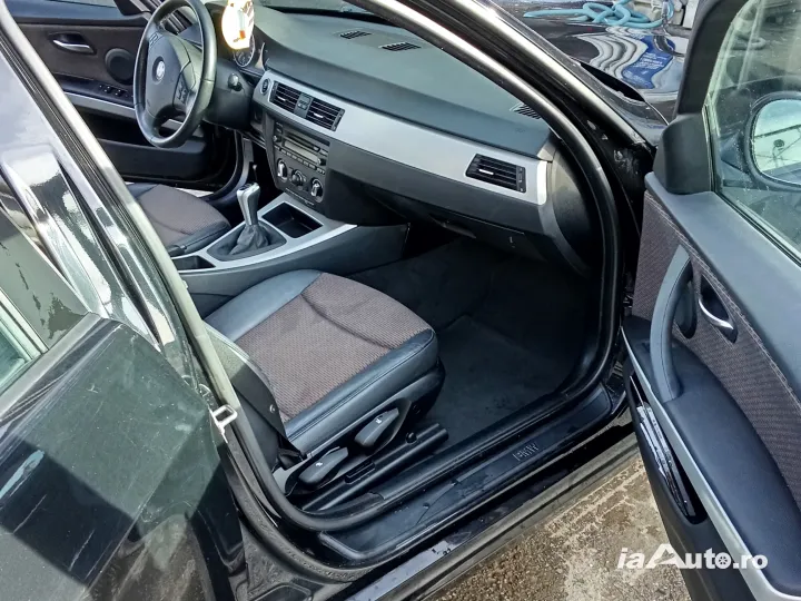 bmw318d, 2010 manual de vanzare in Pitești, Argeș - poza 9
