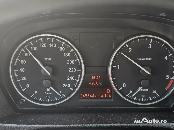 Vand/Schimb BMW 318d 2012 Facelift,Automat de vanzare in Medgidia, Constanța - poza 8