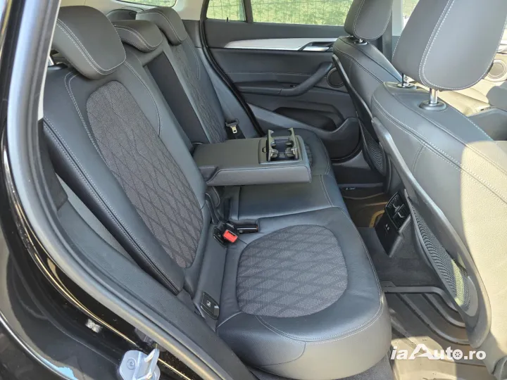 BMW X1 xDrive20d AT 190CP de vanzare in Pitești, Argeș - poza 9