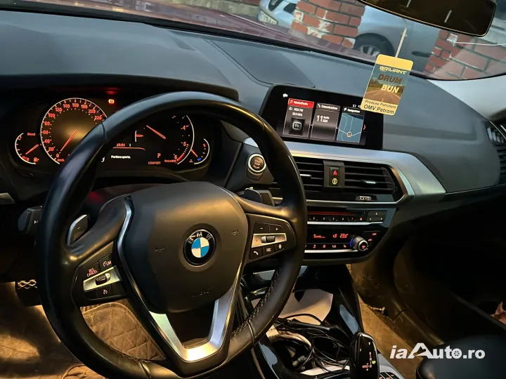 Vând BMW x4 2020 mild hibrid diesel 48 500 km model deosebit de vanzare in Piatra Neamț, Neamț - poza 2