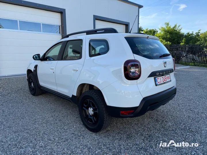 Dacia Duster SCe 115 4WD Comfort de vanzare in Cluj-Napoca, Cluj - poza 4