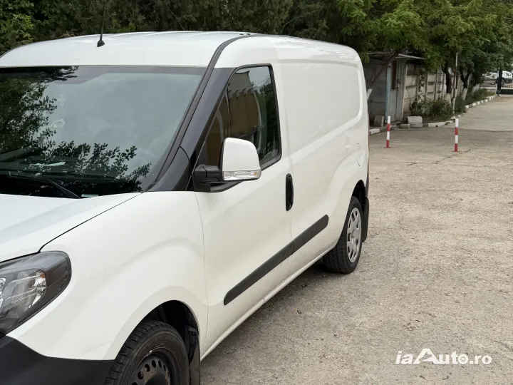 Vand auto FIAT DOBLO MAXI de vanzare in Sector 1, București - poza 2