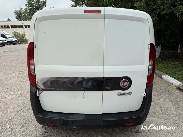 Vand auto FIAT DOBLO MAXI de vanzare in Sector 1, București - poza 4