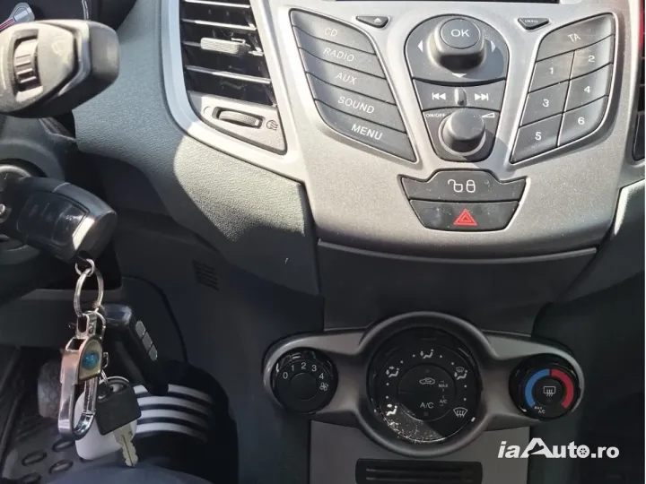 Vând Ford Fiesta VII, motor 1.25 benzina, 82 CP de vanzare in Sector 5, București - poza 6