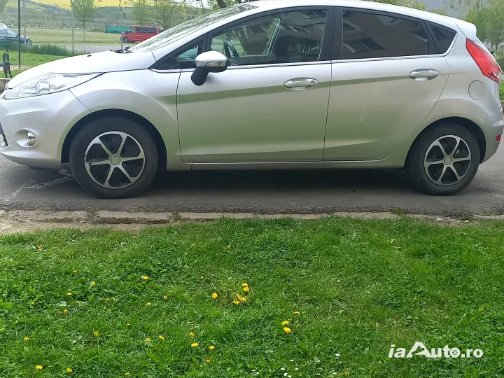 Ford fiesta Titanium de vanzare in Târnăveni, Mureș - poza 5