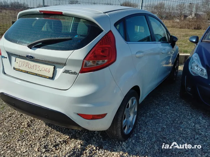 Ford fiesta de vanzare in Drăgășani, Vâlcea - poza 3