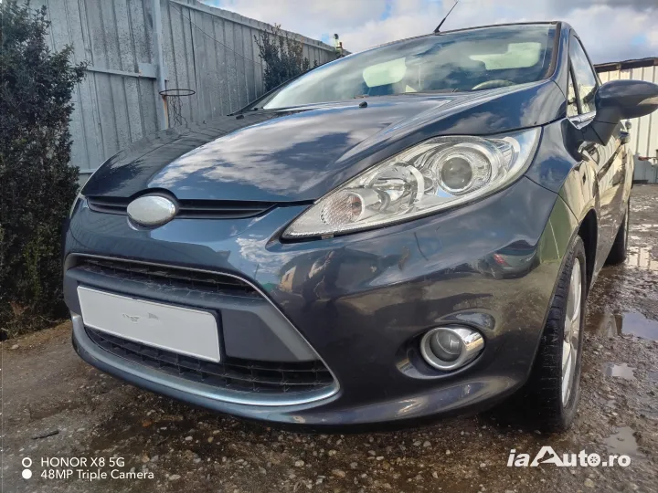 Ford fiesta ghia de vanzare in Drăgășani, Vâlcea - poza 5