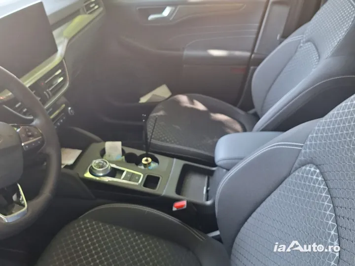 Ford Kuga 2025 – Ca Nouă, Doar 2.500 km, Garanție de Fabrică de vanzare in Ploiești, Prahova - poza 2