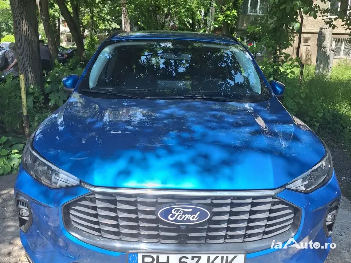 Ford Kuga 2025 – Ca Nouă, Doar 2.500 km, Garanție de Fabrică de vanzare in Ploiești, Prahova - poza 3