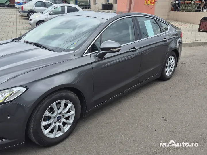 Proprietar vând Ford Mondeo mk5 1.6 diesel, an 2015 , 235000 km reali , cutie manuala ,cu de vanzare in Brăila, Brăila - poza 3