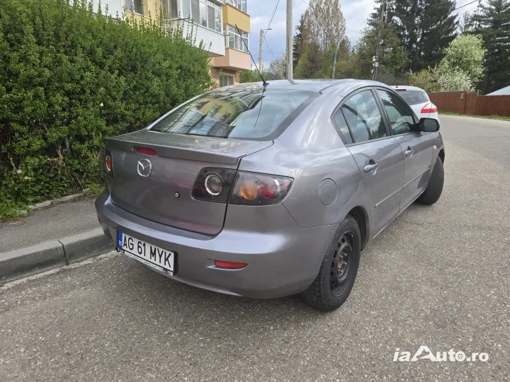 Mazda 3 sedan , proprietar, toate actele valabile de vanzare in Câmpulung, Argeș - poza 2