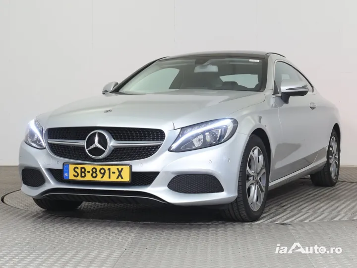 Mercedes C180 benzina,Gri Argintiu 2018,131000 km,Euro6,cutie automata,2 usi,superba de vanzare in Sector 1, București - poza 1