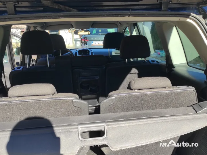 Opel Zafira de vanzare in Vicovu de Sus, Suceava - poza 3