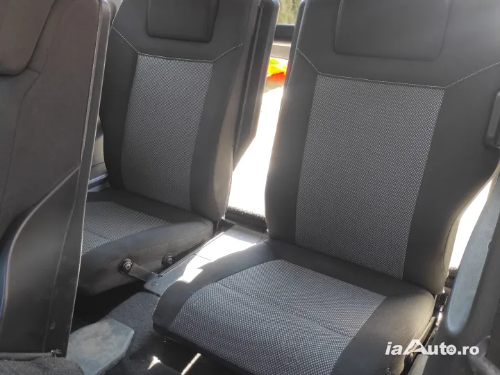 Opel Zafira de vanzare in Vicovu de Sus, Suceava - poza 4