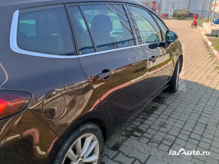 Vând Opel Zafira in stare perfecta de funcționare de vanzare in Timișoara, Timiș - poza 1