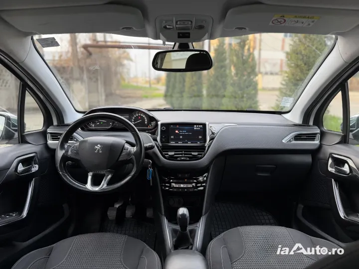 Peugeot 208 Facelift Allure 06.2017 Carplay Navigatie 1.6 Blue Euro 6 de vanzare in Ploiești, Prahova - poza 6