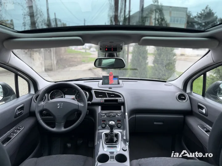 Peugeot 3008 Feline 2013 1.6 eHdi 115 CP Panoramic Navigatie Euro 5 de vanzare in Ploiești, Prahova - poza 5