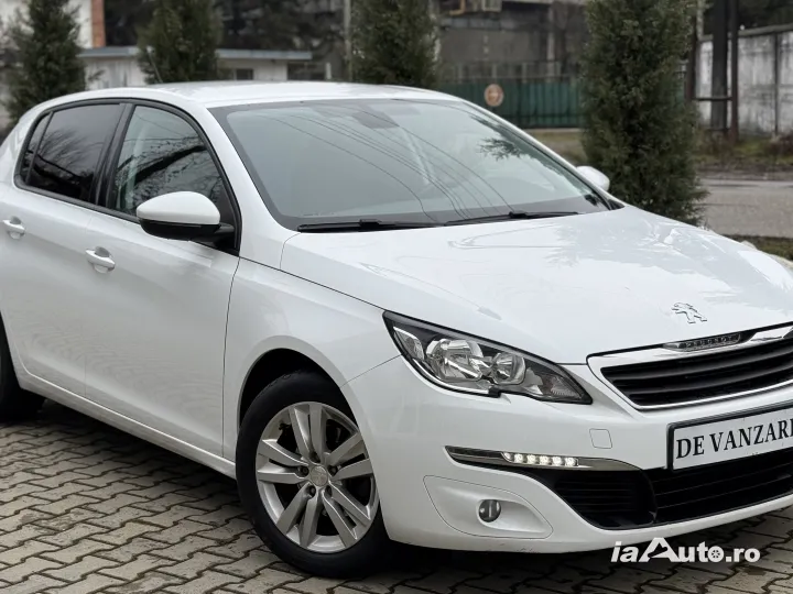 Peugeot 308 II eHdi 120CP 2016 Euro 6 6+1 Trepte Navigatie de vanzare in Ploiești, Prahova - poza 2