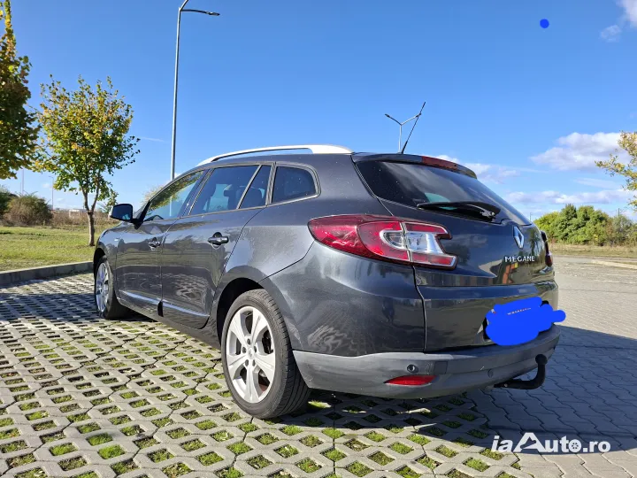 Renaul Megane 3 , model Bose , an 12.2012 de vanzare in Ploiești, Prahova - poza 2