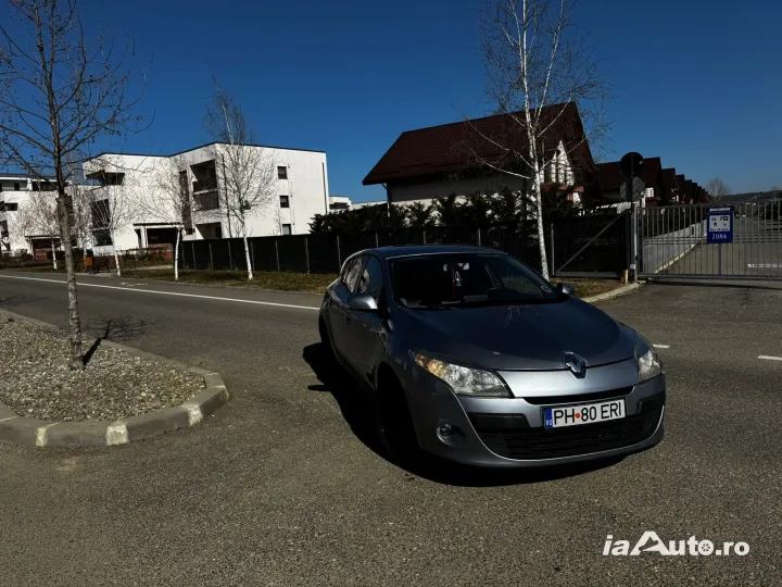 Renault Megane 3 Hatchback de vanzare in Ploiești, Prahova - poza 3