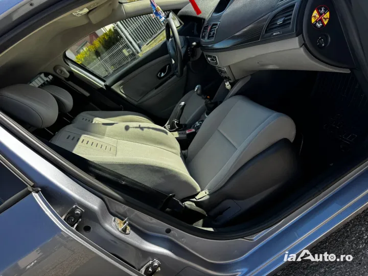 Renault Megane 3 Hatchback de vanzare in Ploiești, Prahova - poza 5