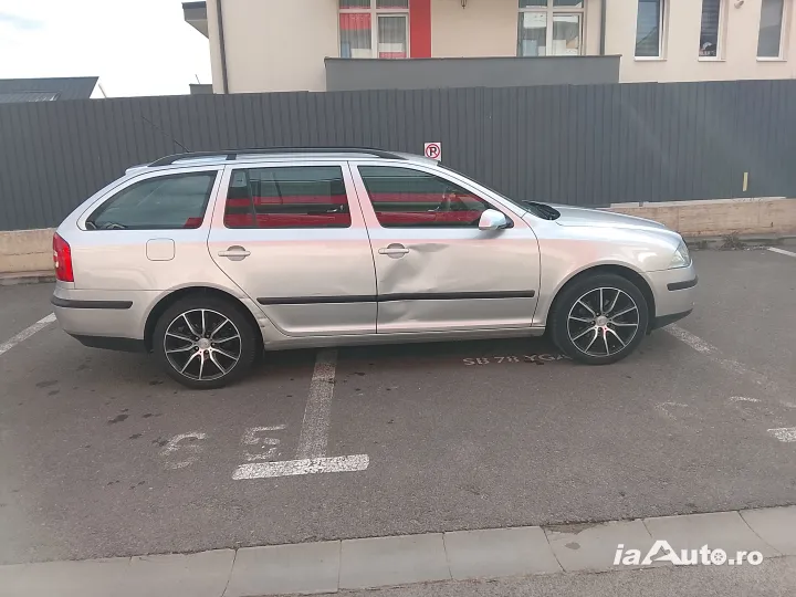 Vând Skoda Octavia 2 import germania 1.6 benzina 2006 euro 4 de vanzare in Cluj-Napoca, Cluj - poza 6