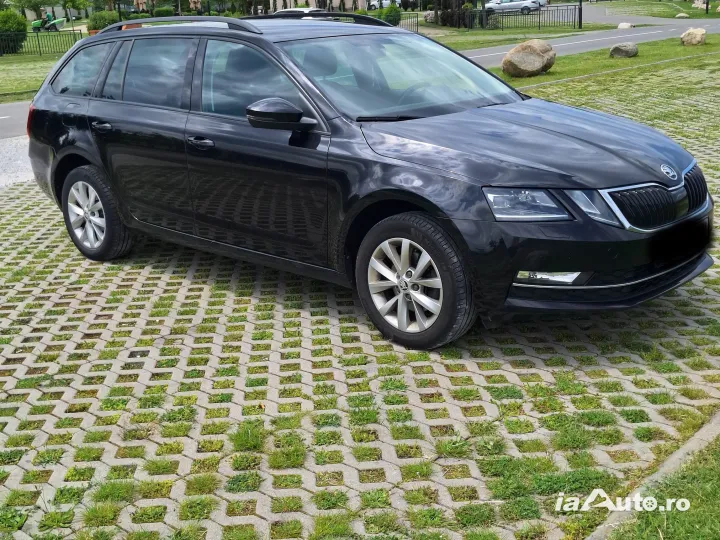 Autoturism Skoda Octavia de vanzare in Câmpina, Prahova - poza 2