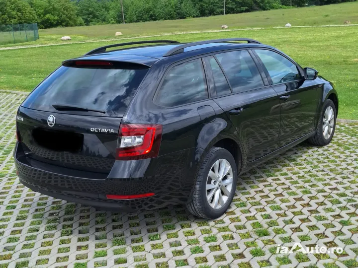 Autoturism Skoda Octavia de vanzare in Câmpina, Prahova - poza 3