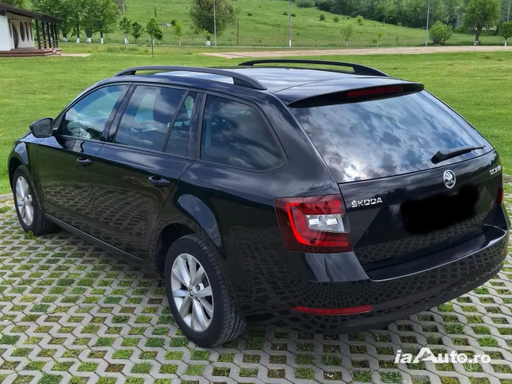 Autoturism Skoda Octavia de vanzare in Câmpina, Prahova - poza 5