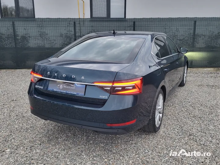 Skoda Superb 2.0 TDI 4x4 DSG Style, 162.000 km, TVA deductibil, GARANȚIE! de vanzare in Pitești, Argeș - poza 3
