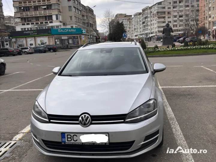 Golf 7 an 2016 1.6 Tdi Diesel Euro 6 Daylight Led BiXenon Navi Climatronic de vanzare in Bacău, Bacău - poza 9