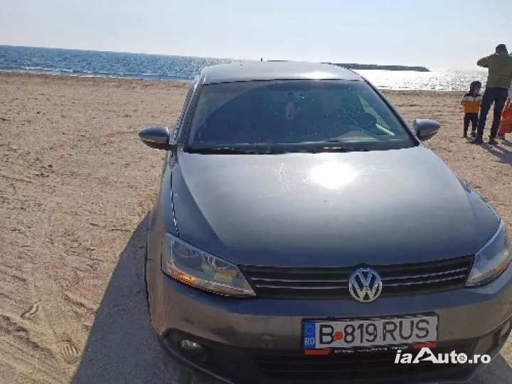 Jetta 2011 1.6tdi manuala de vanzare in Sector 2, București - poza 3