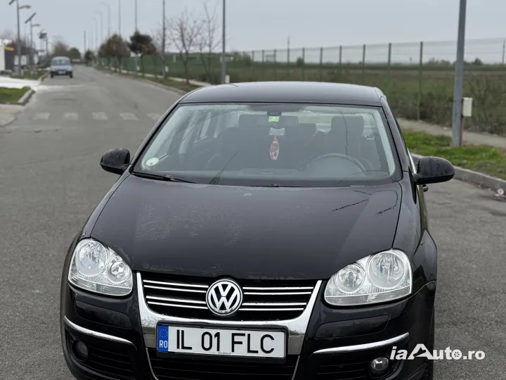 VW Jetta 1.9 TDI DSG 7+1 de vanzare in Slobozia, Ialomița - poza 1